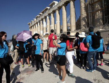 Μεγάλη αύξηση του ταξιδιωτικού ισοζυγίου και των ταξιδιωτικών εισπράξεων- Αναλυτικά τα στοιχεία της ΤτΕ